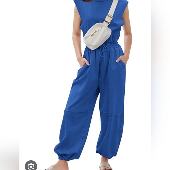 NWOT Women's Blue Sleeveless Jumpsuit - Picture 2 of 7
